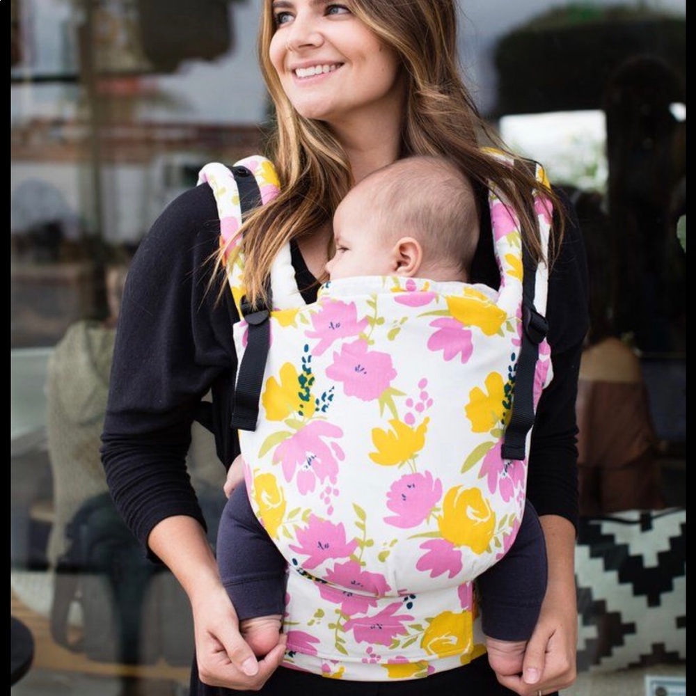 Free to grow pink floral print Tula brand new